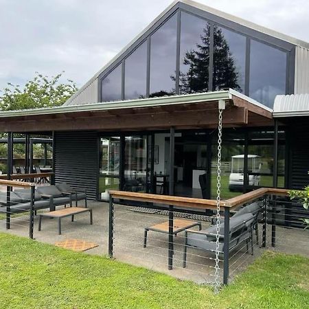 Villa The Clubhouse Hamilton Exterior foto